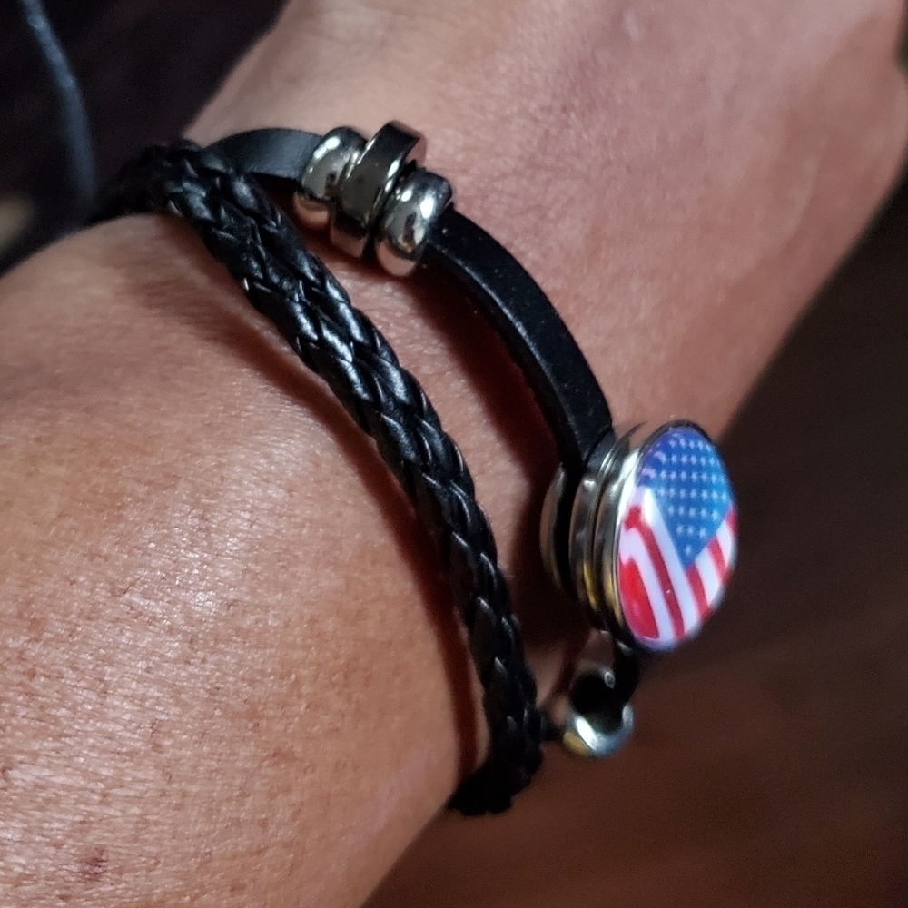 Rotating Flag Bracelet Genuine Leather Band Stainless Steel - Picture 5 of 6